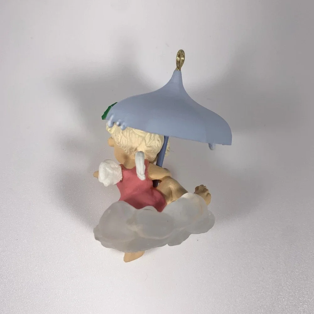 Hallmark 1987 Vintage Keepsake Ornament 'December‎ Showers' - Donna Lee